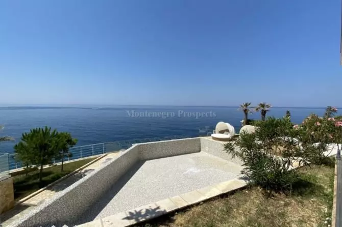 Apartman na prvoj liniji do mora dobra voda 10267 4