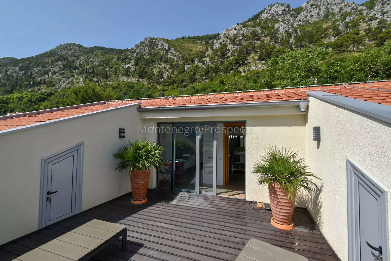 Villa luna vtoraya liniya morya muo 11157 2