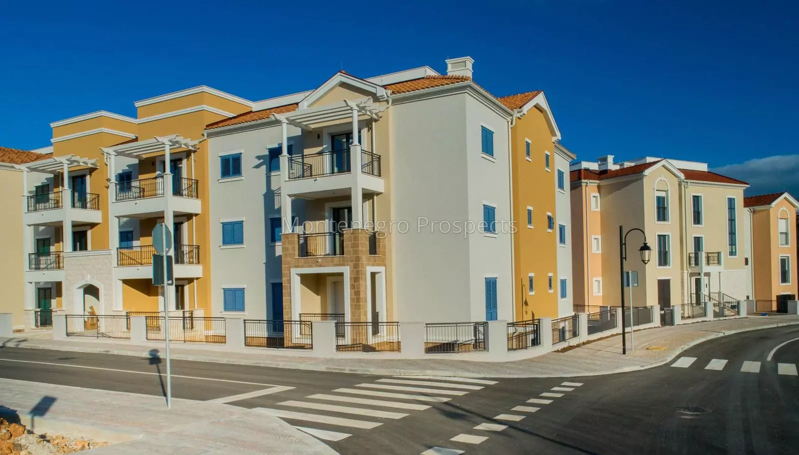 Centrale lusrica bay town centre 3116 1 28 1600x911