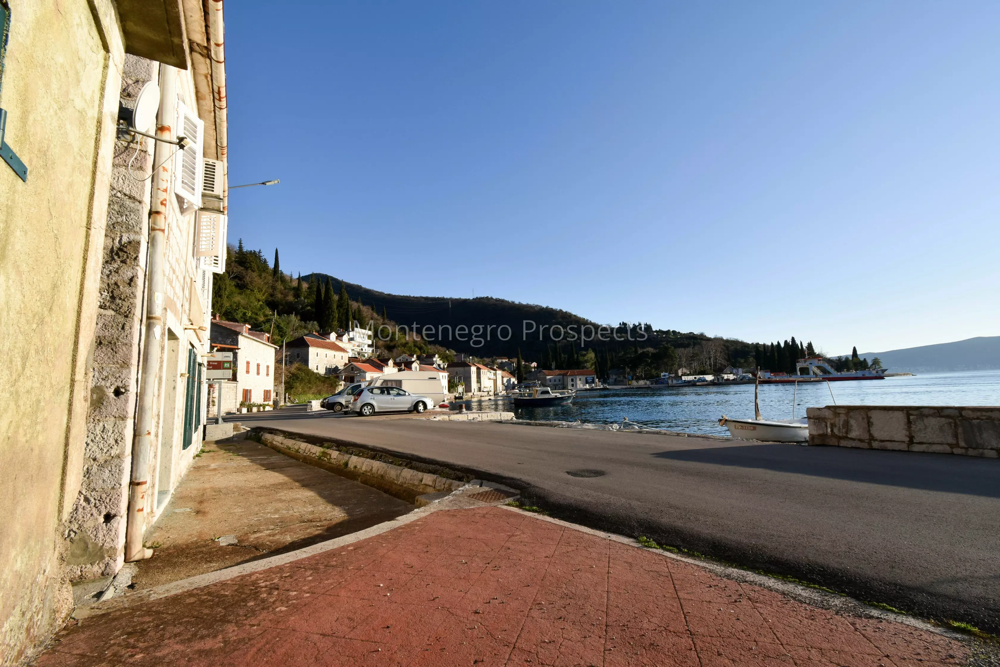 House for sale 13450 18