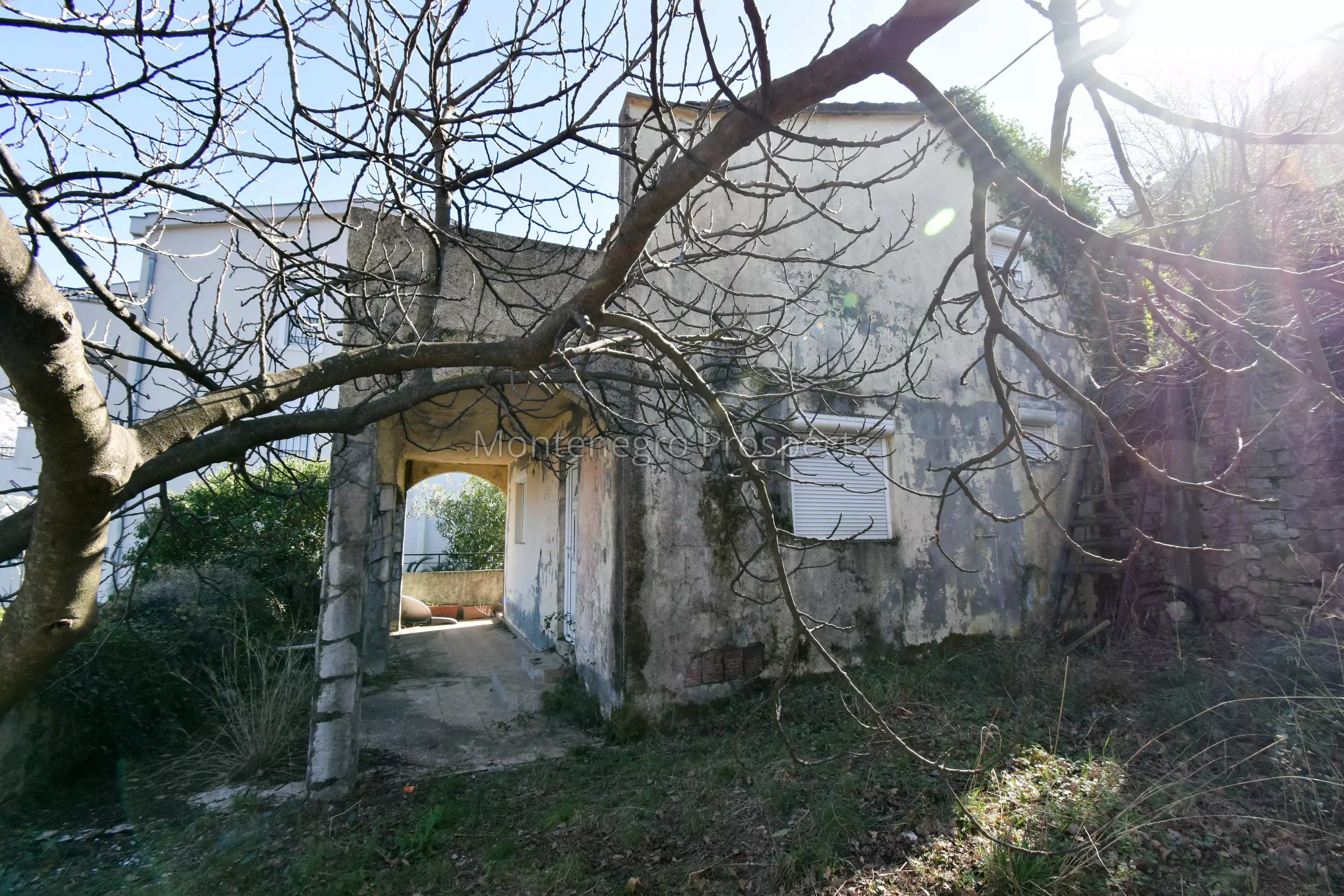 Unfinished house prcanj 13453 7