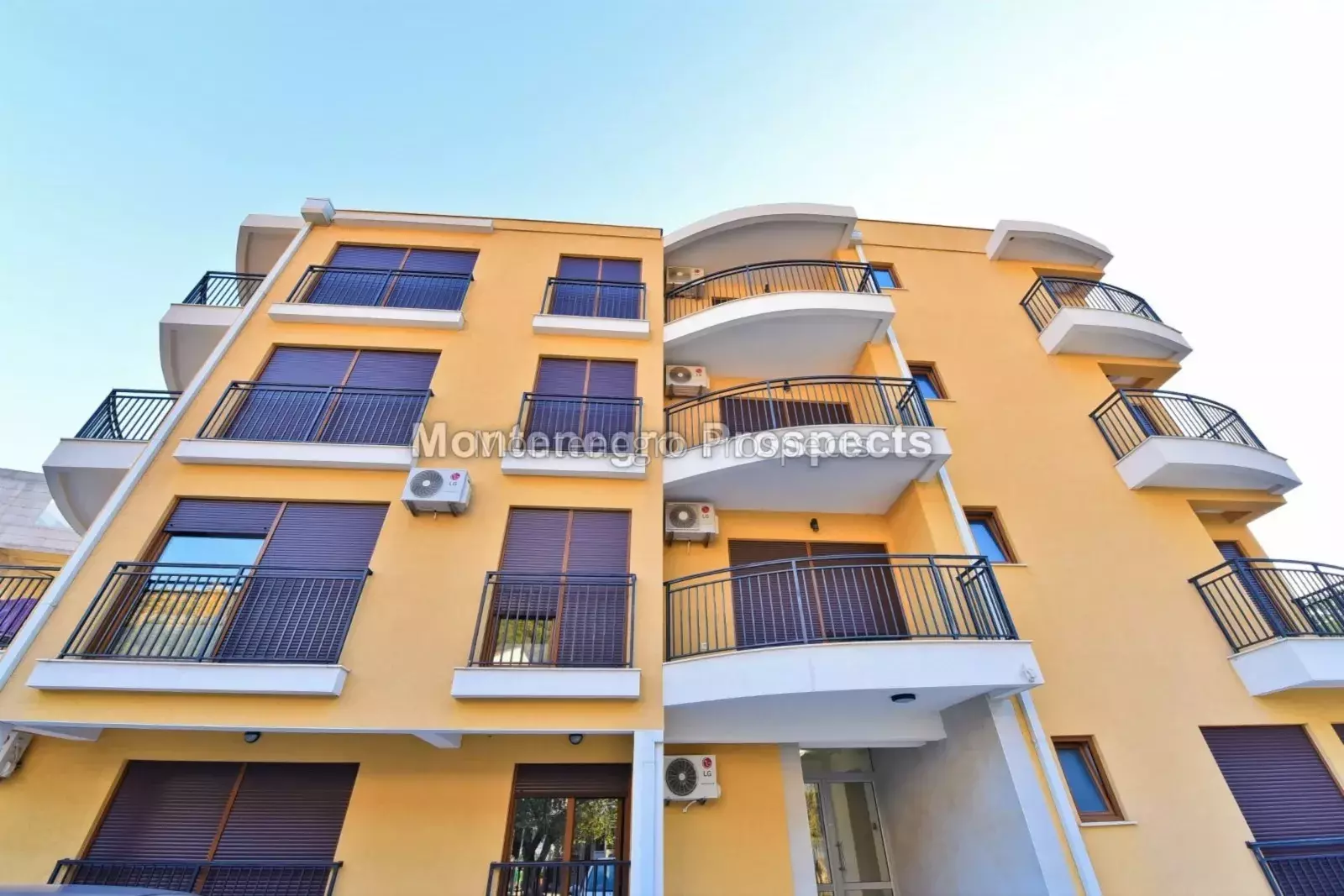 Novye kvartiry v petrovac 300m ot morya i plyazha 1660 2 1600x1067.jpg