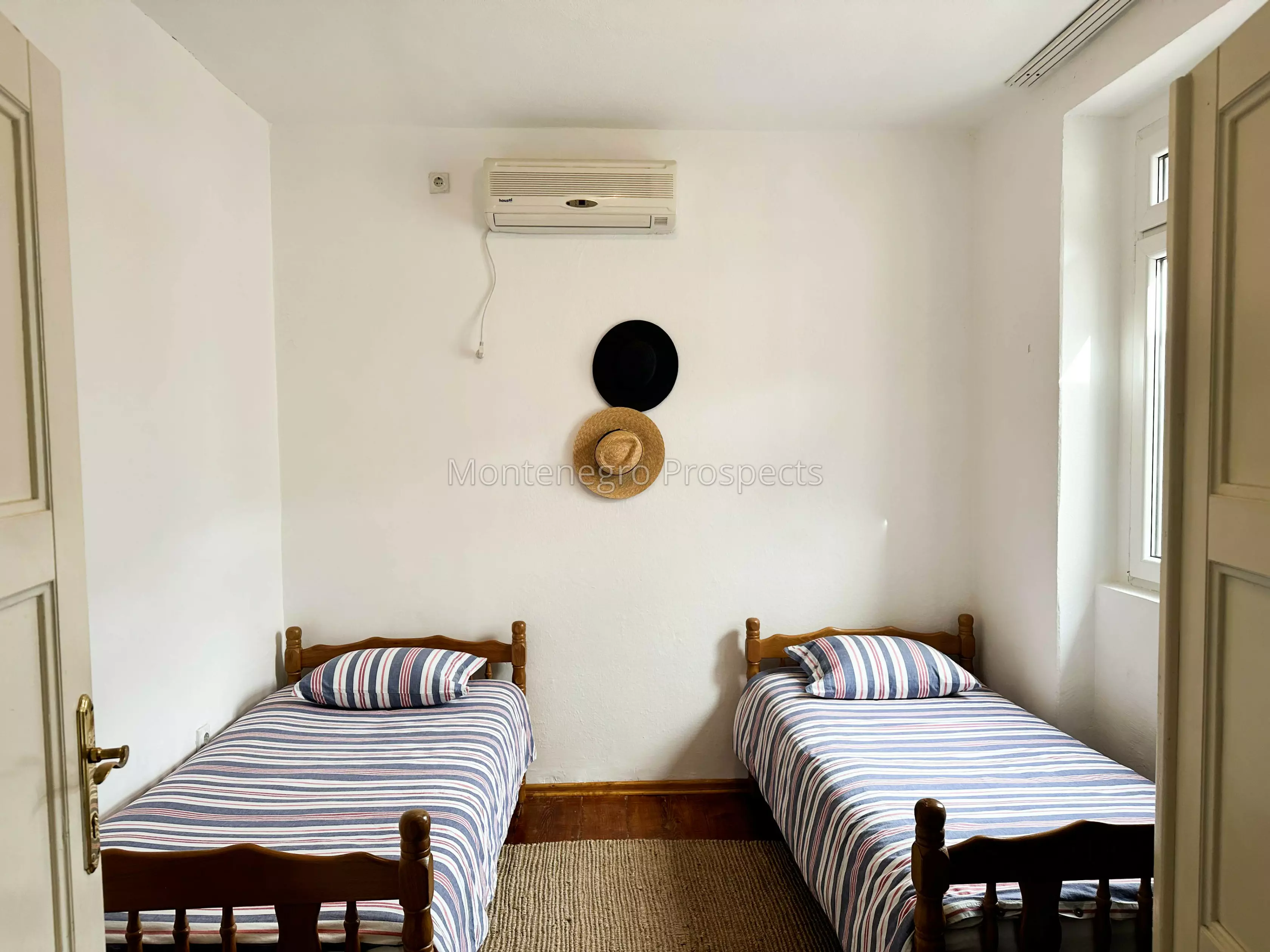Apartment for sale 13570 26