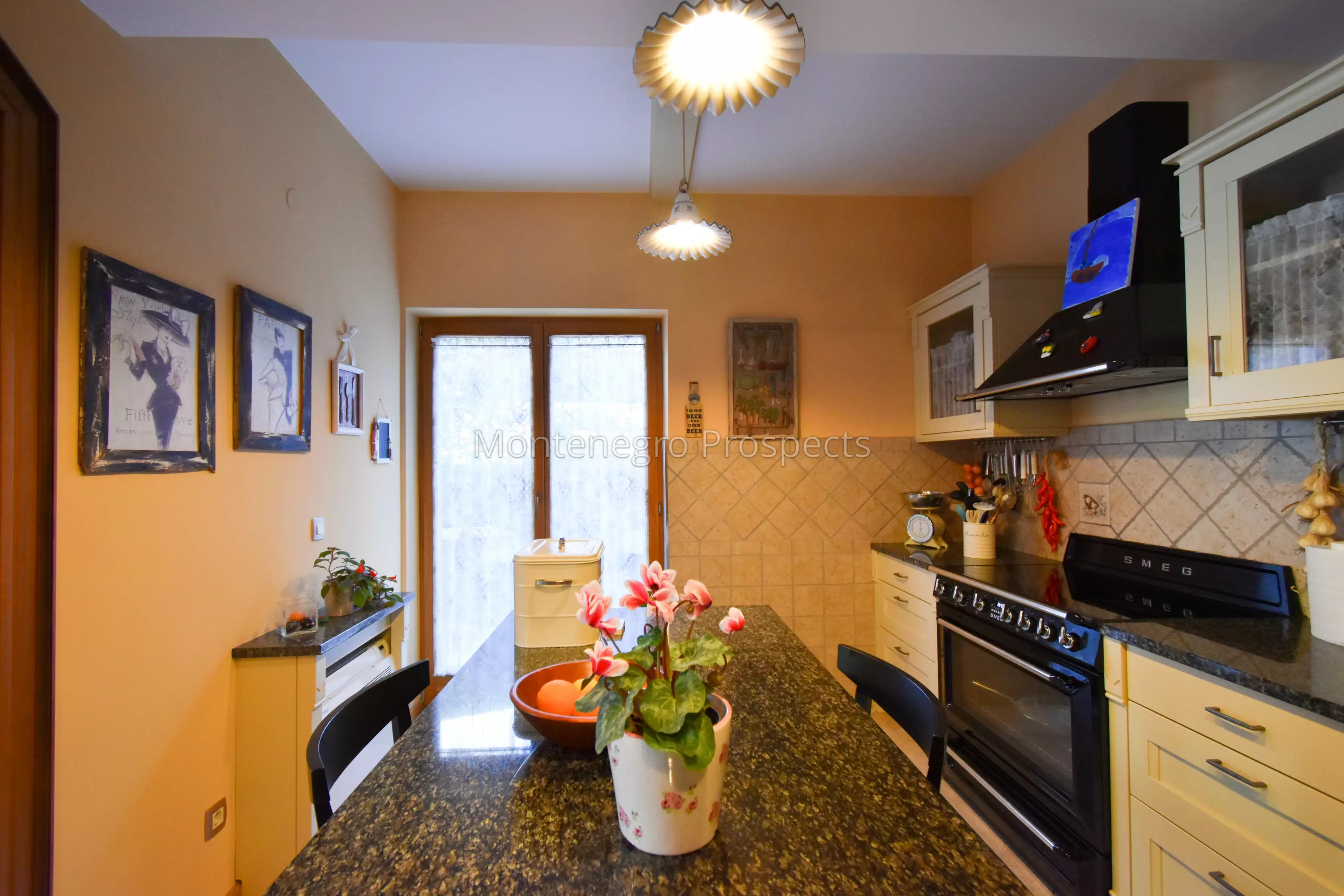 Apartments for sale 13770 11