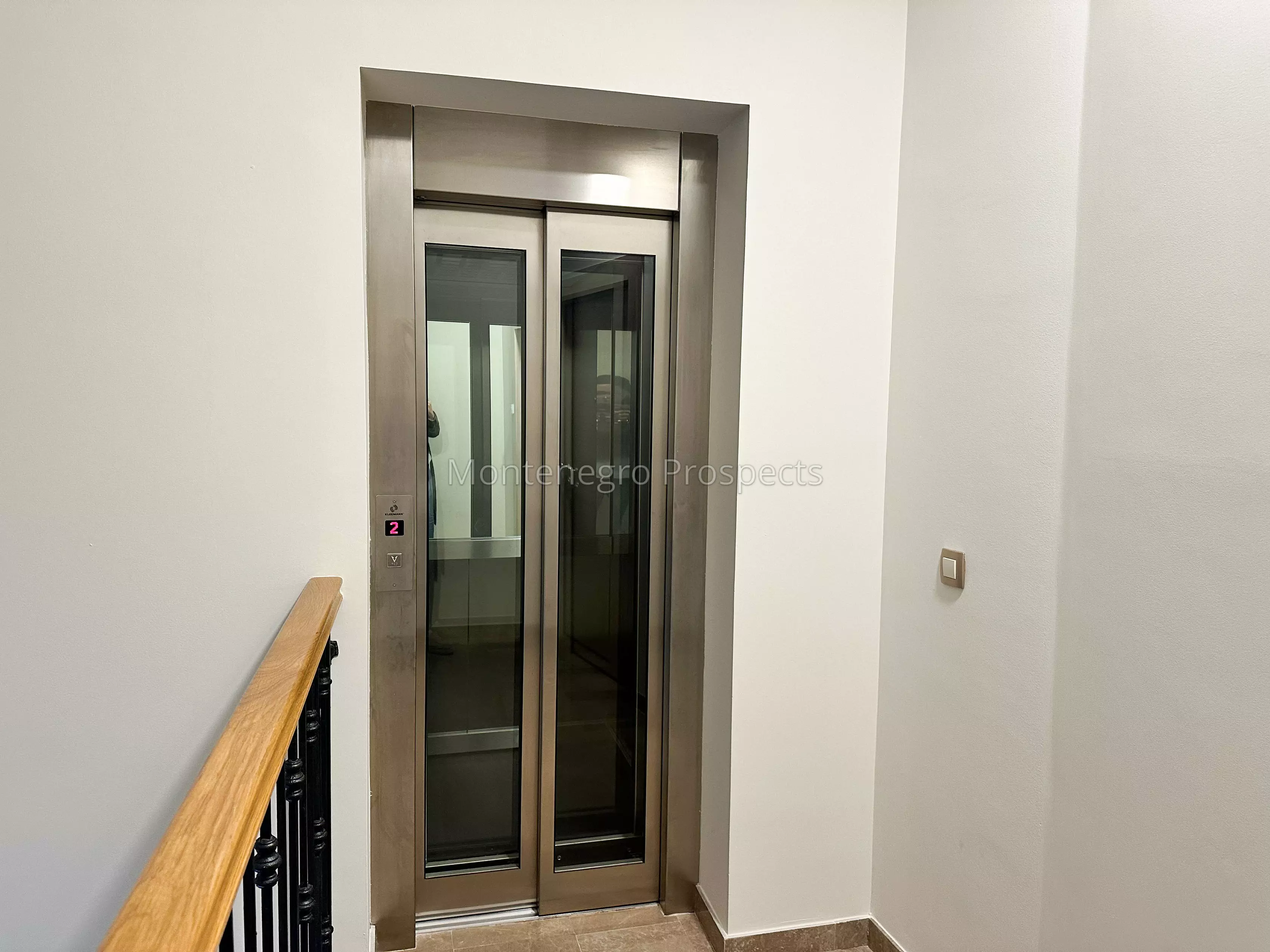 Apartments for sale 13770 36