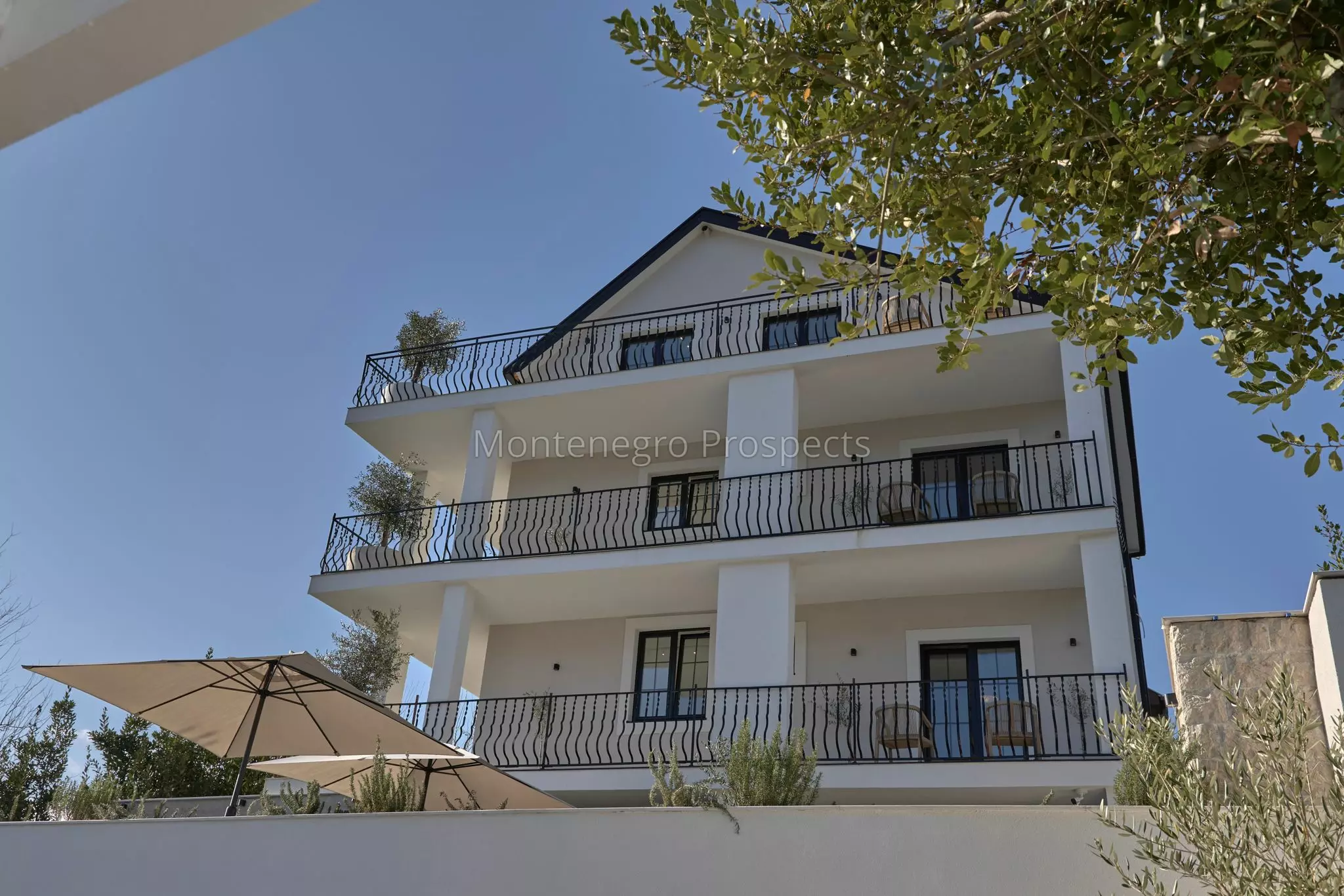 House for sale 13779 2