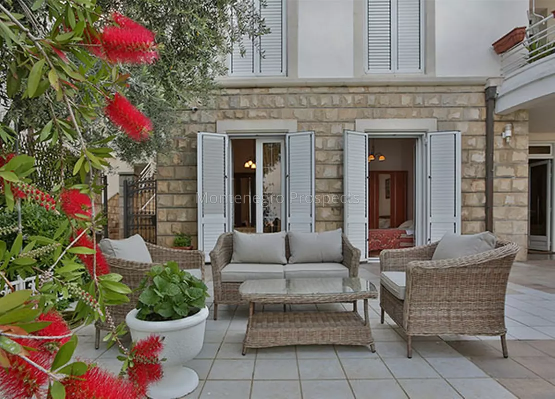 77058 villa sv stefan 13 1111x800