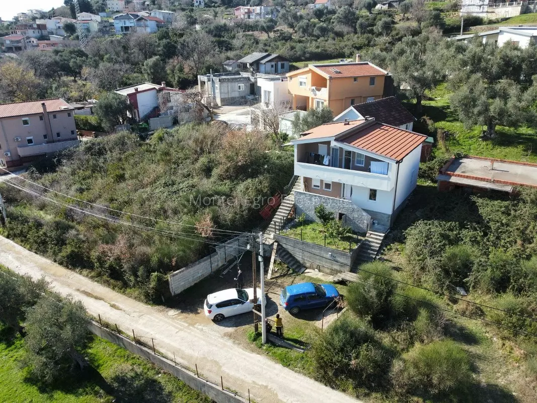 77061 kuca ilino 4 1067x800