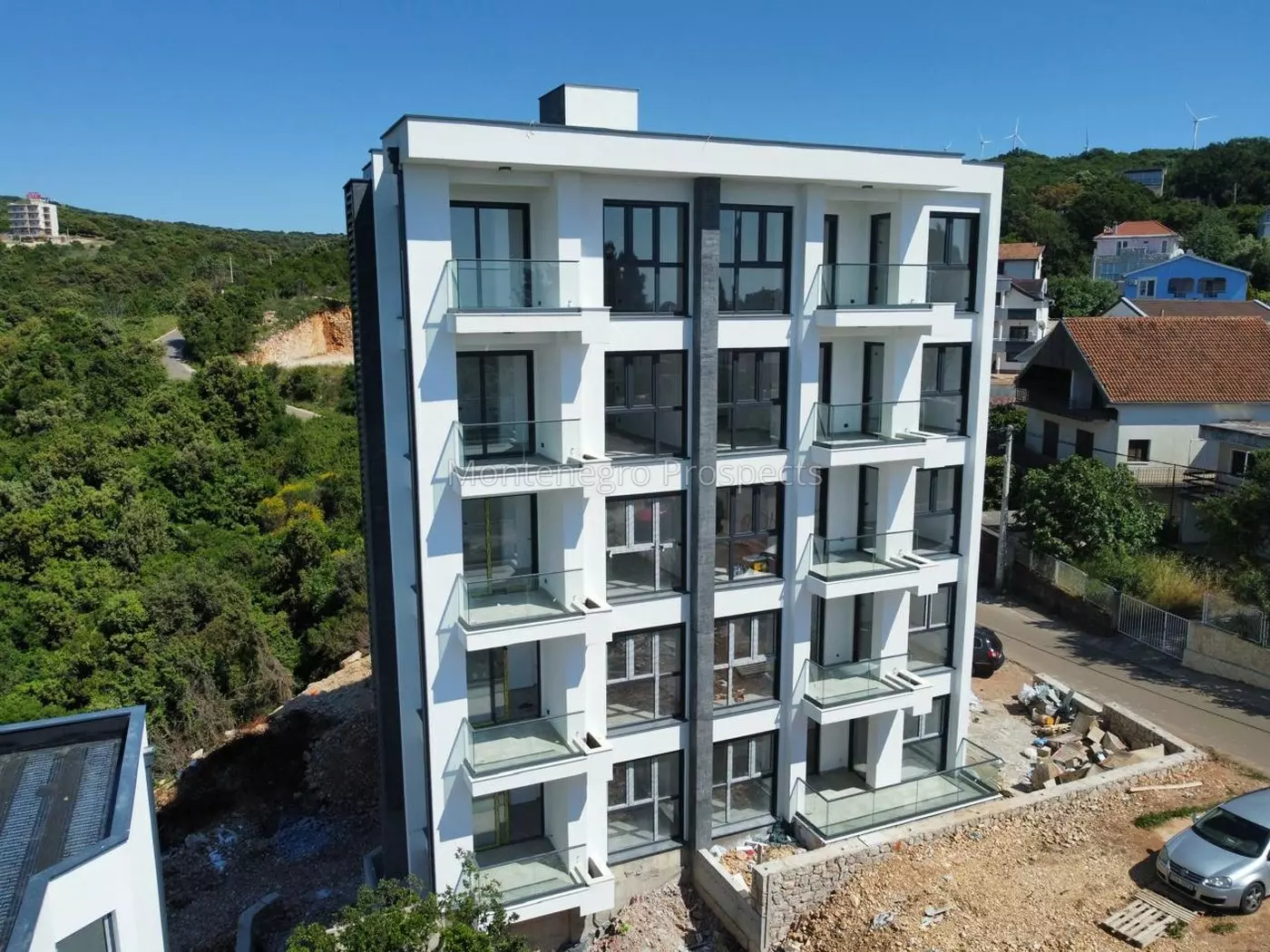 New building j10270 23 1400x1050
