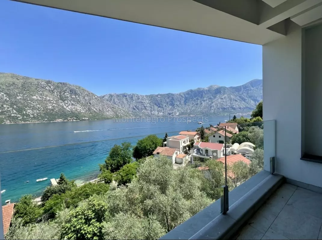 12718 villa lux stoliv 38 1071x800