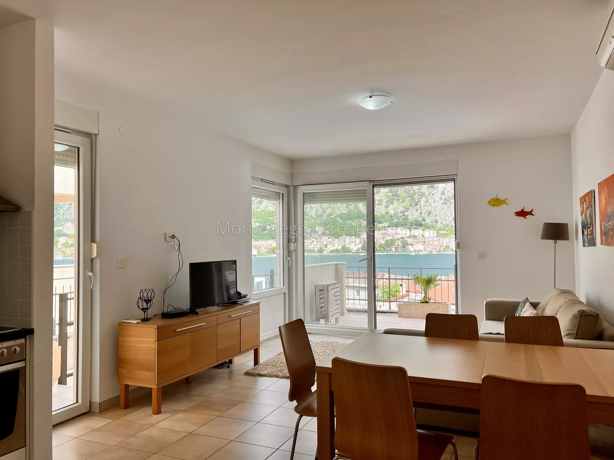 Two bedroom apartment with undisturbed sea views kotor bay 13800 6
