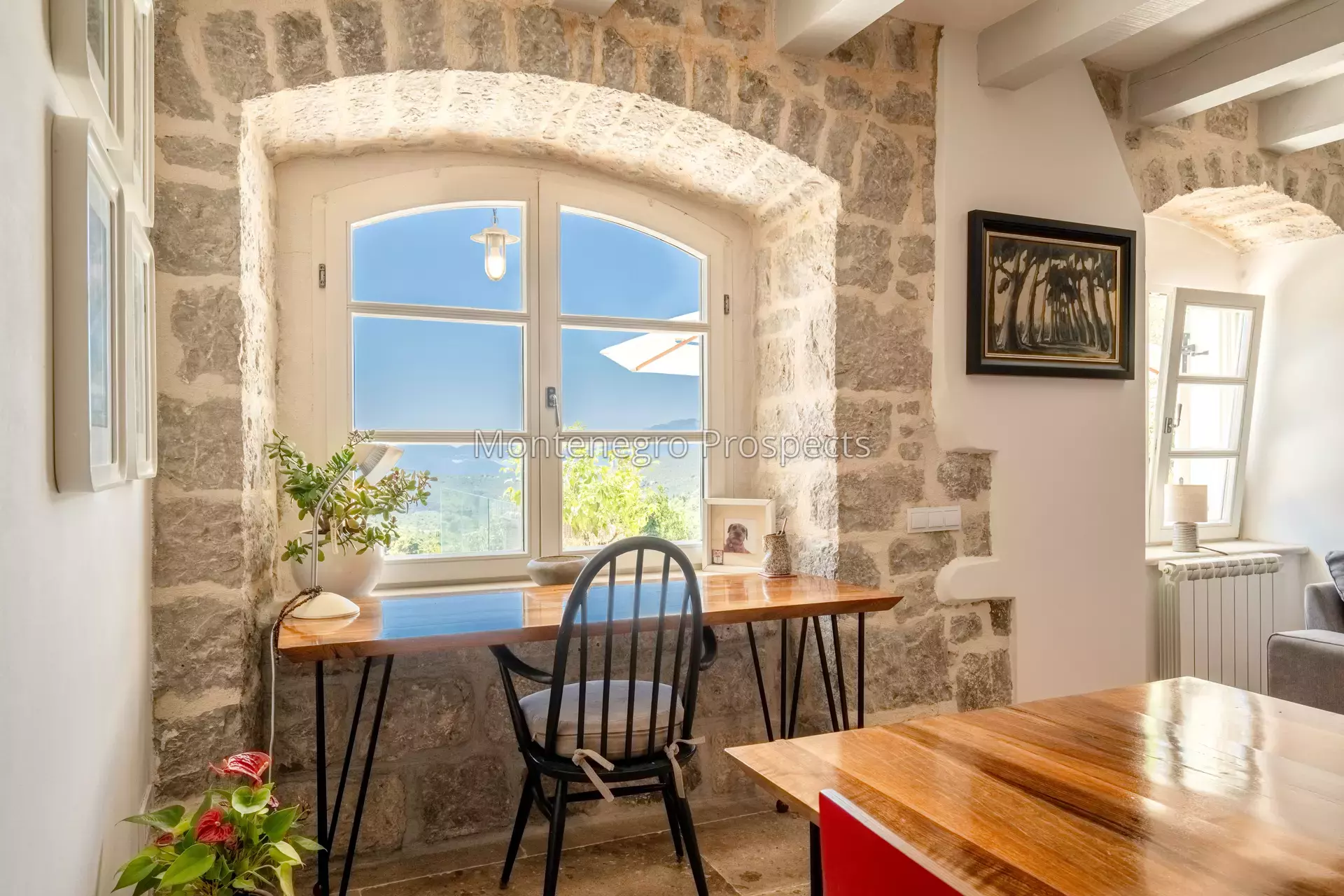 14168 lustica vila for sale 70.jpg