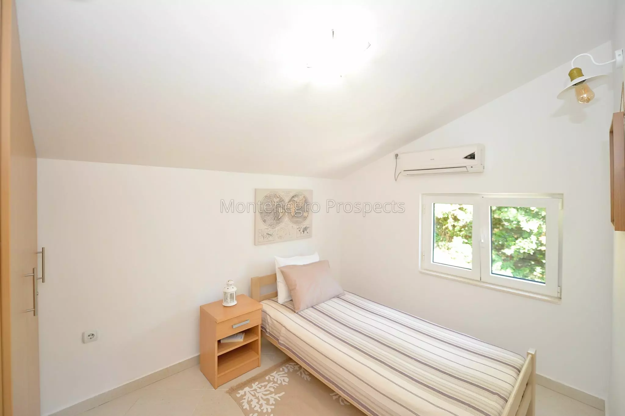 Comfortable two bedroom apartment on the waterfront in stoliv kotor 13829 6