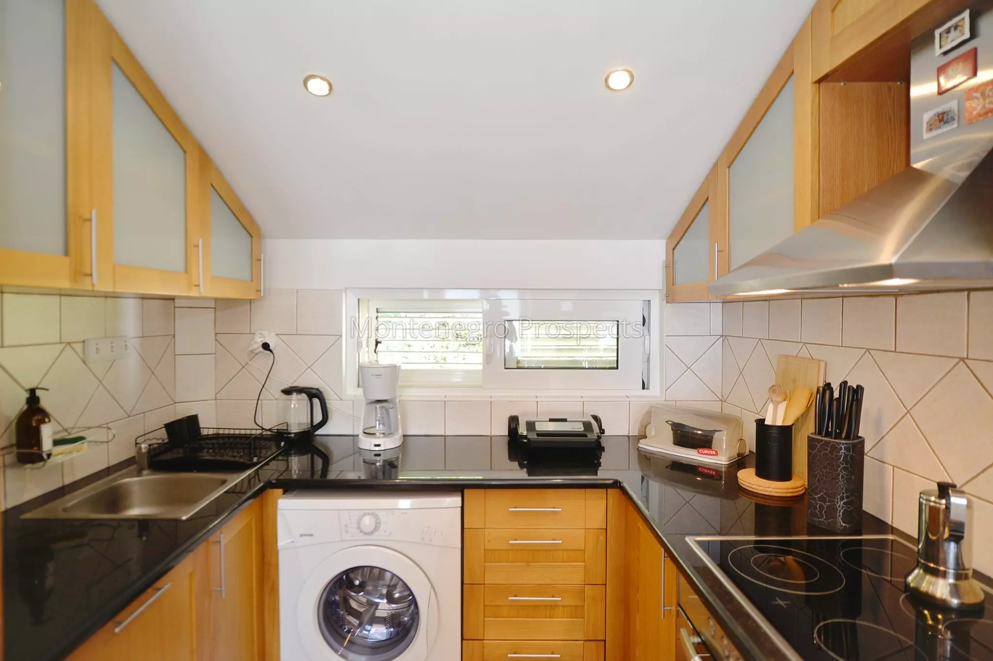 Comfortable two bedroom apartment on the waterfront in stoliv kotor 13829 9