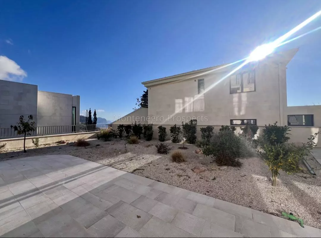 12739 vila skocidevojka 5 1080x800