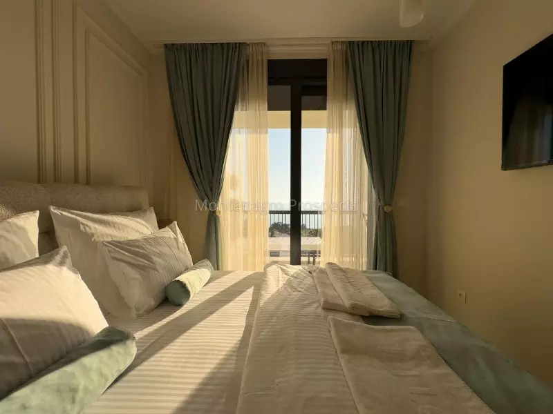 15022 modern villa with pool rezevici 8 800x495