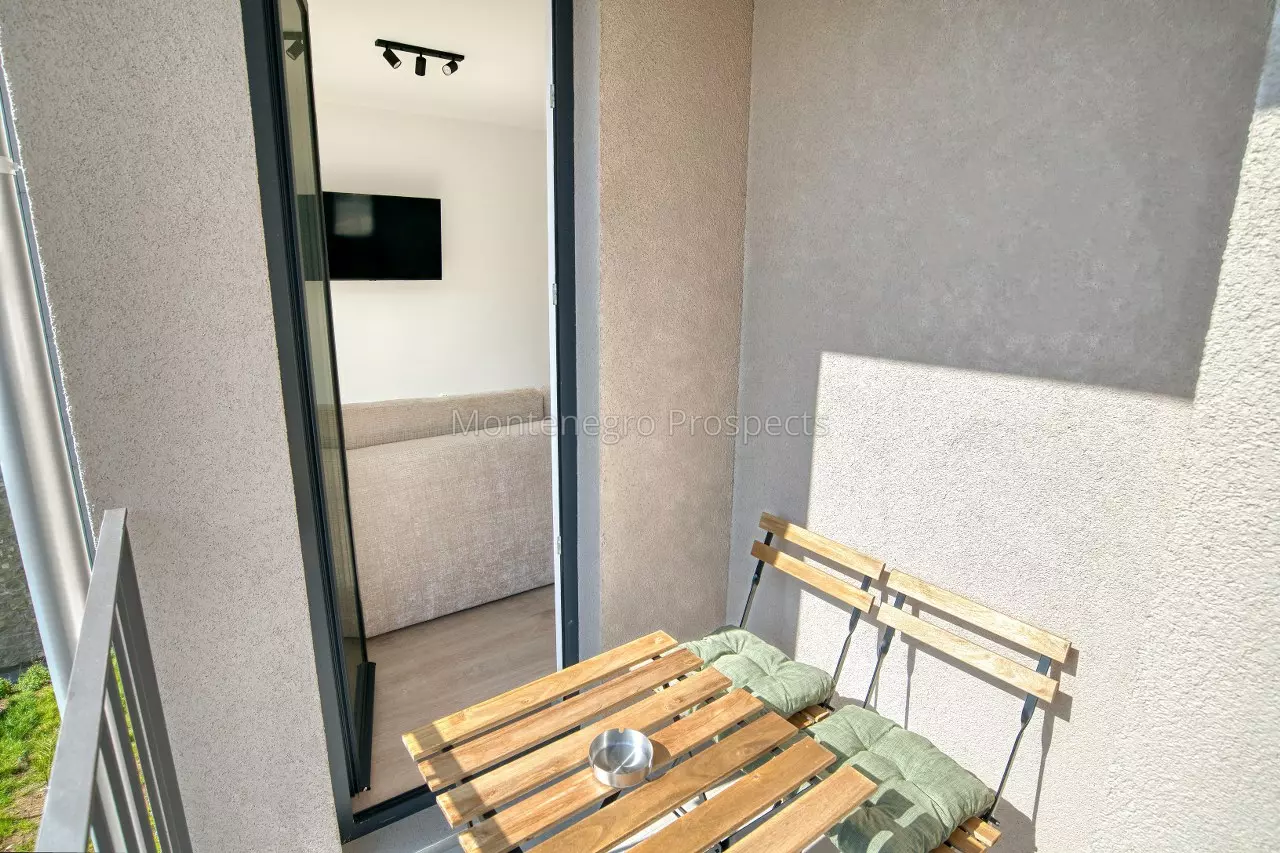 One bedroom apartment for sale 13828 25 1280x853