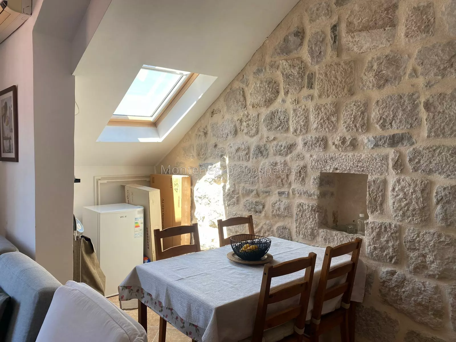 Tw bedroom apartment with seaview perast 13