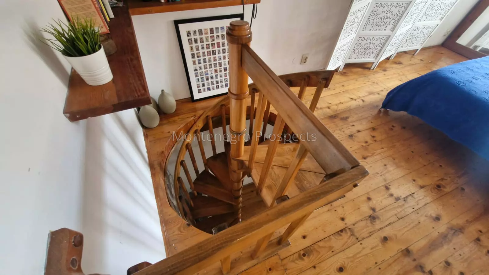 Two bedroom apartment for sale perast 13