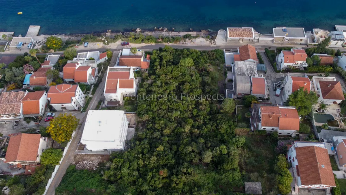 Large plot with planning on the front line to the sea in krasici 14027 6