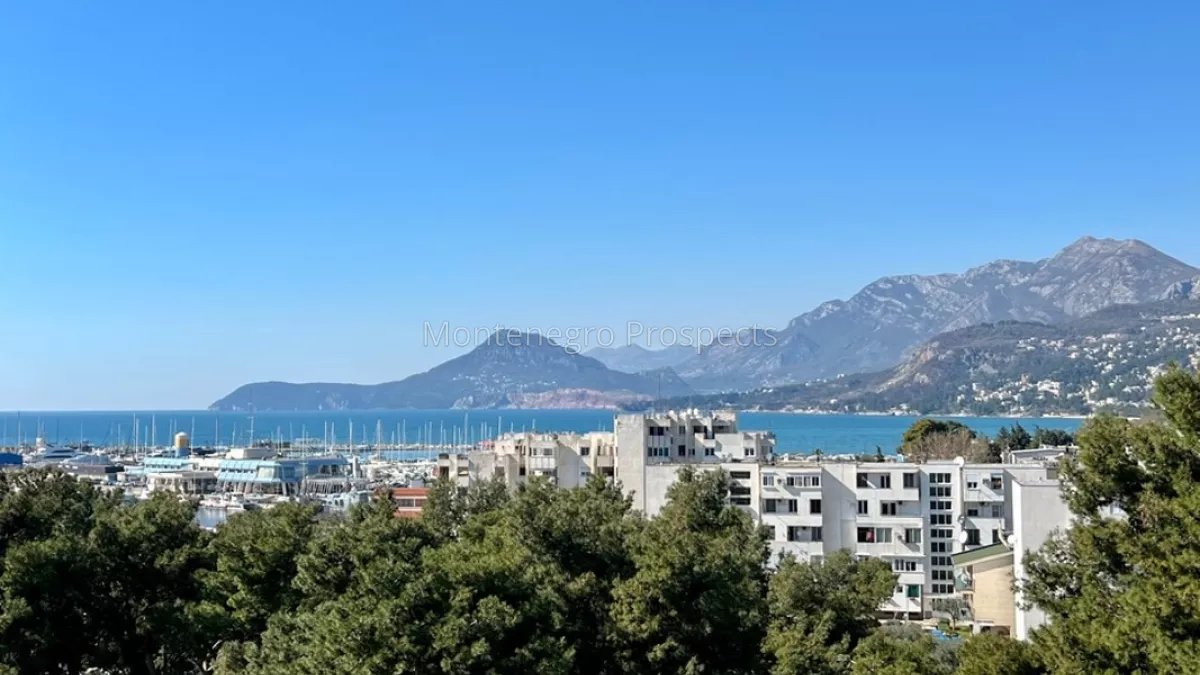 Kvartira s prostornoj terasoj i vidom na more v bare 12508 1 1067x800