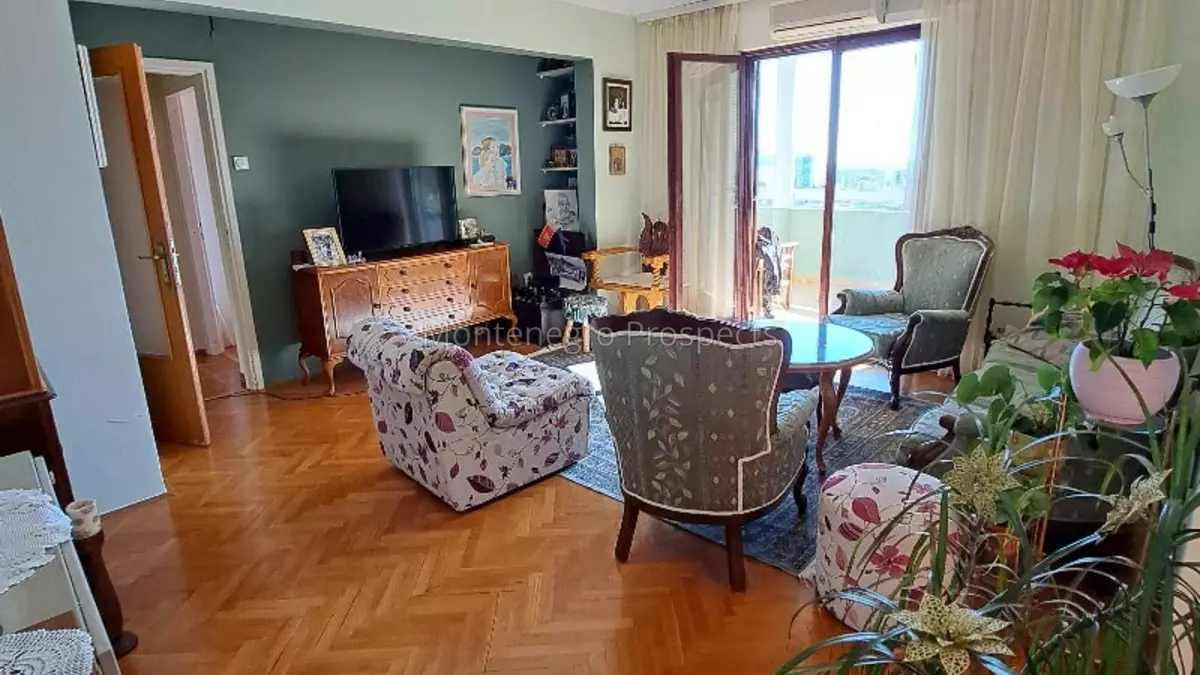 77091 stan budva 22 800x800