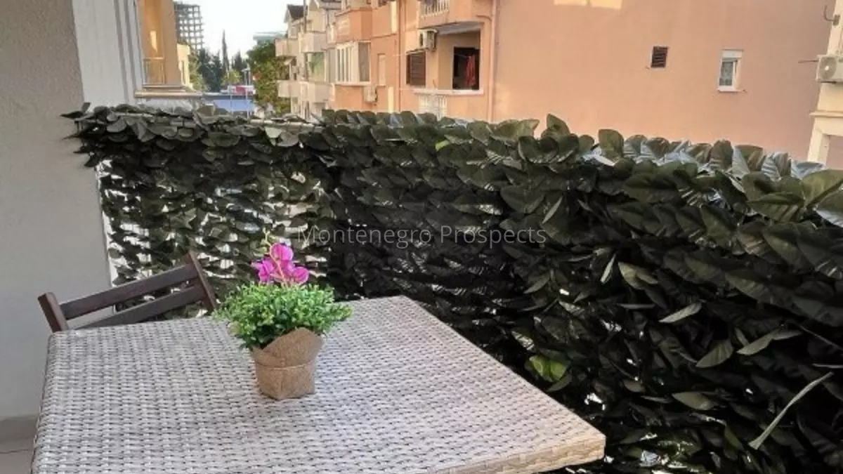 12738 budva stan 1 600x800