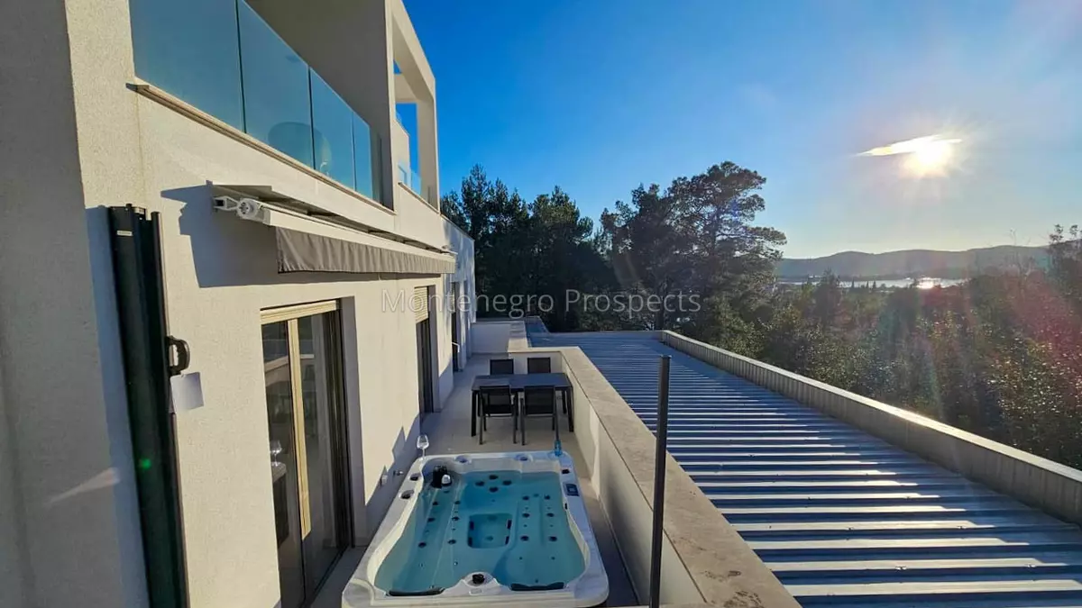 New fully furnished two bedroom apartment in mrcevac tivat 13845 18