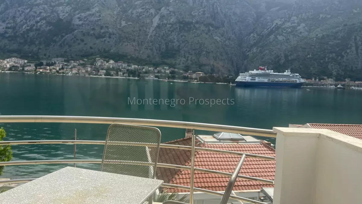Two bedroom apartment with stunning views in muo kotor 13851 2
