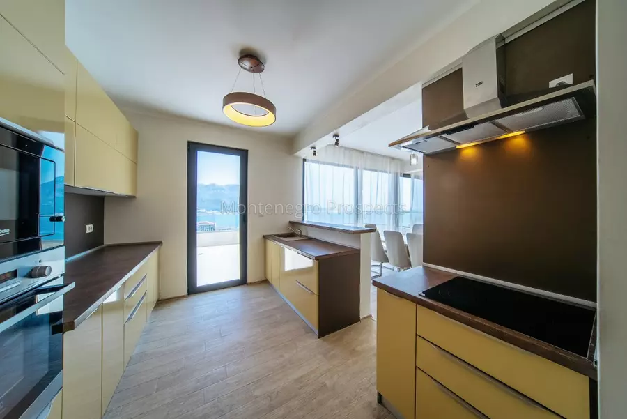 12659 budva gate 32 1198x800
