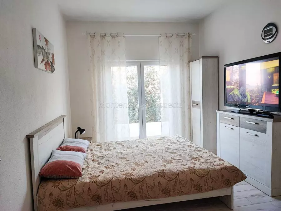 77009 kuca bar bartula 25