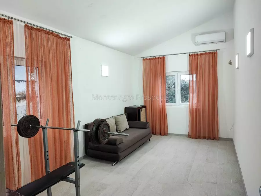 77009 kuca bar bartula 28
