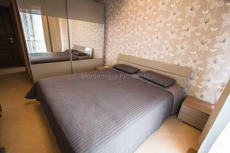 Apartments for sale 13770 2