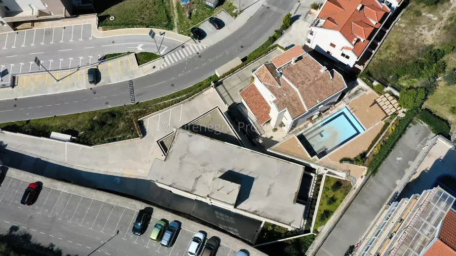 Apartments for sale 13770 24