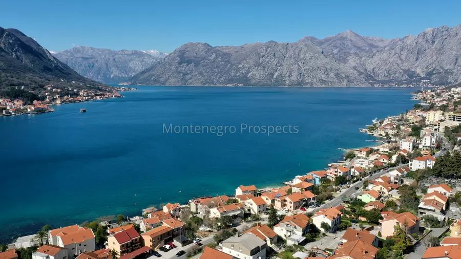 Apartments for sale 13770 26