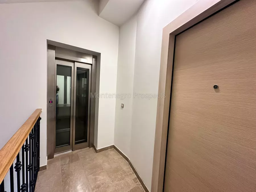 Apartments for sale 13770 35