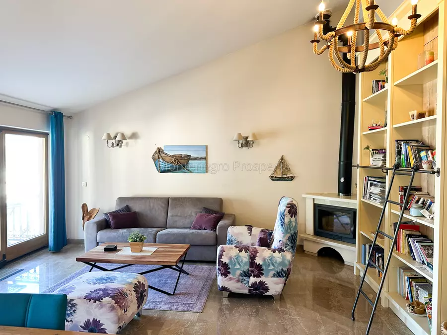 Apartments for sale 13770 46