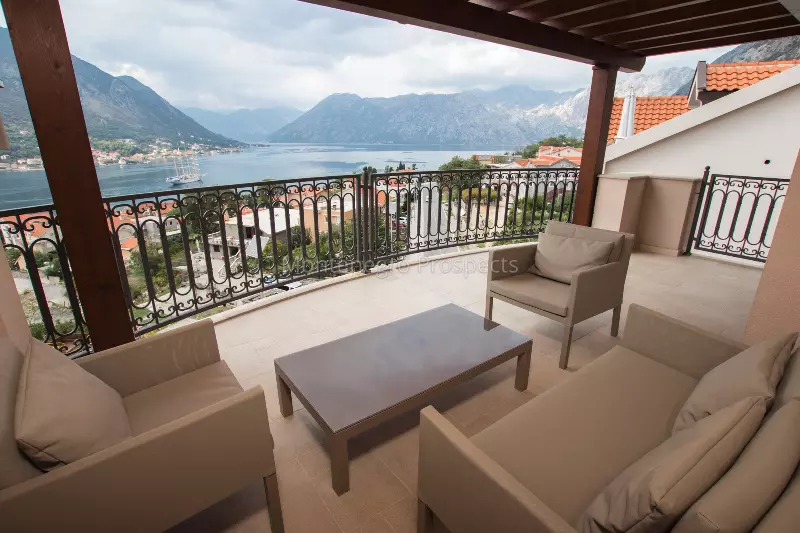 Apartments for sale 13770 5