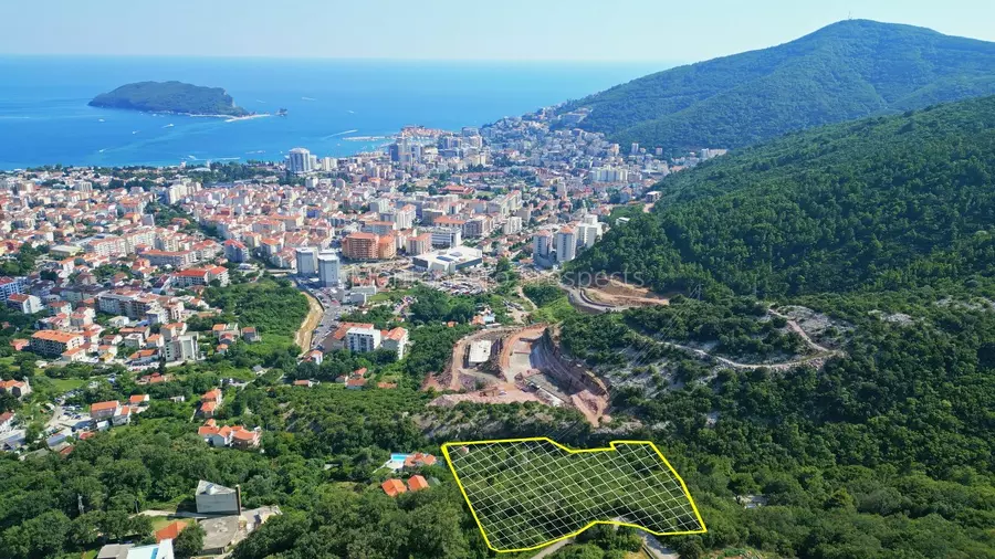 12689 budva plac 6 1280x720