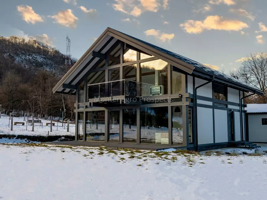 17126 kolasin kuca 11 1067x800