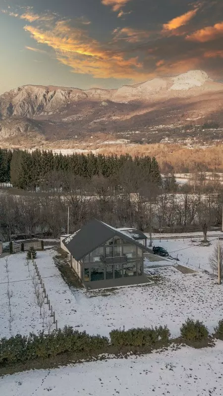 17126 kolasin kuca 16 450x800