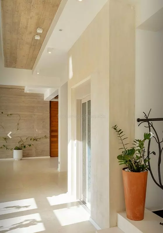 12697 vila lux 19 559x800