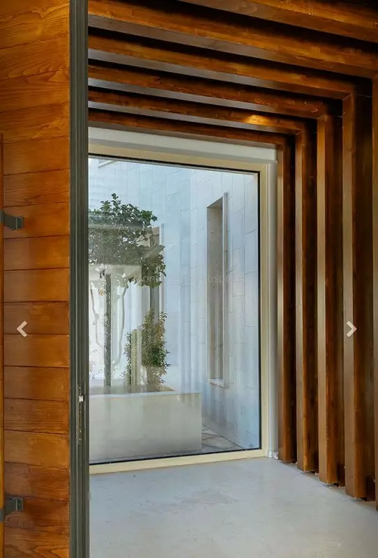 12697 vila lux 22 542x800