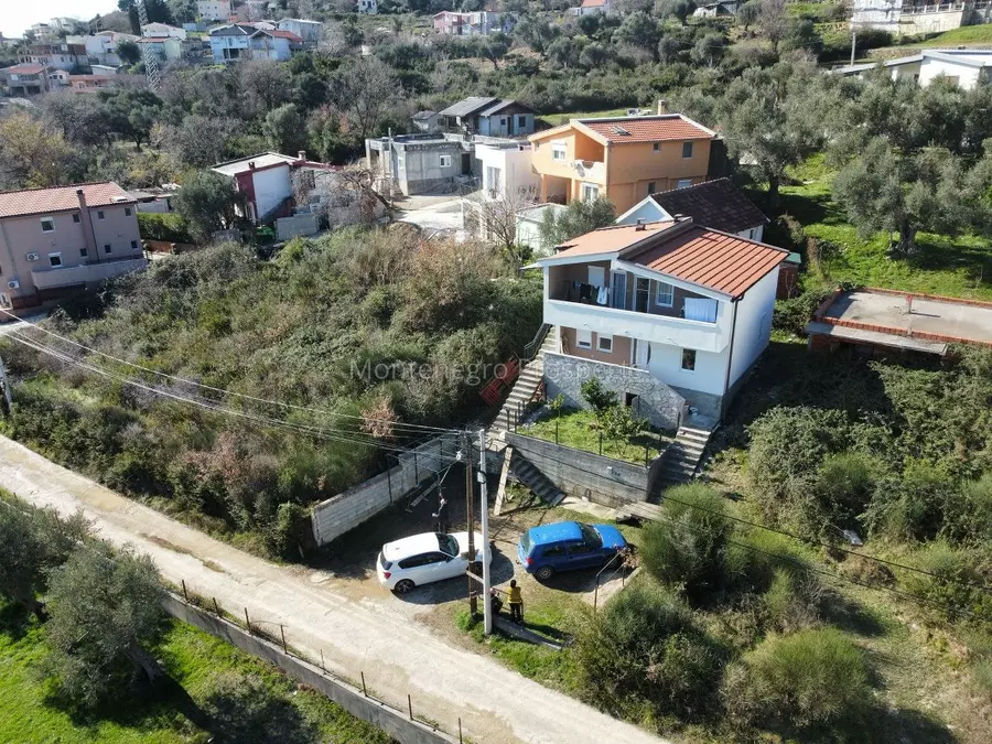 77061 kuca ilino 4 1067x800