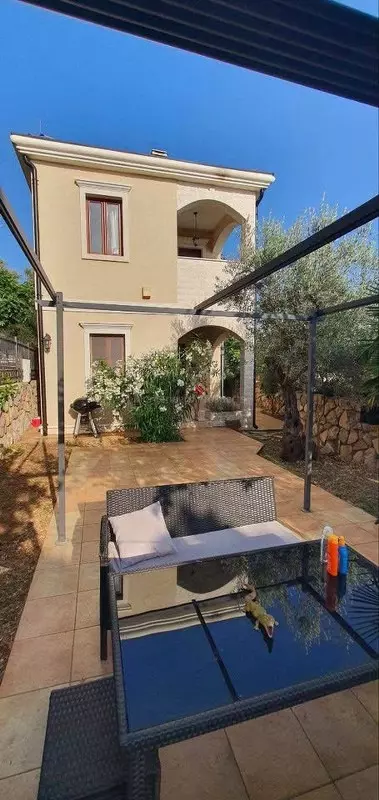 77073 villa rezevici 3 379x800