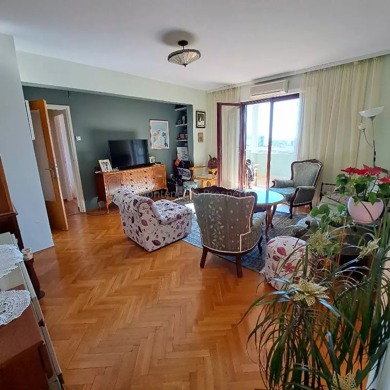77091 stan budva 22 800x800
