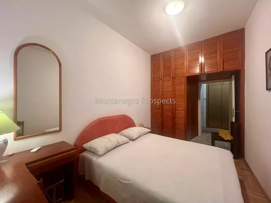Charming two bedroom apartment in the heart of old town of kotor 13797 3.jpg