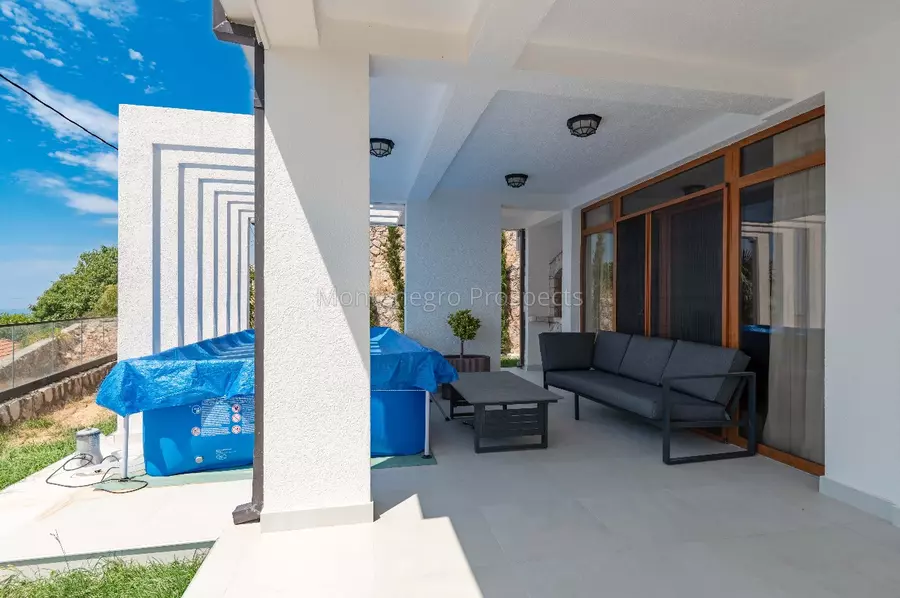 94267 vila 48