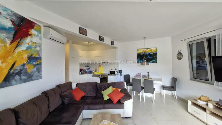 14177 apartment with excellent views morinj 11