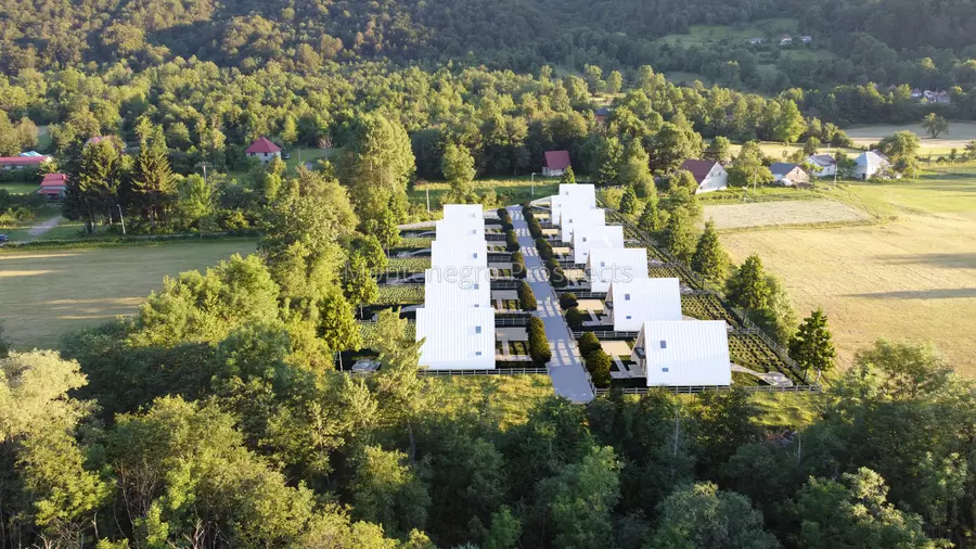 14180 kolasin chalet 19